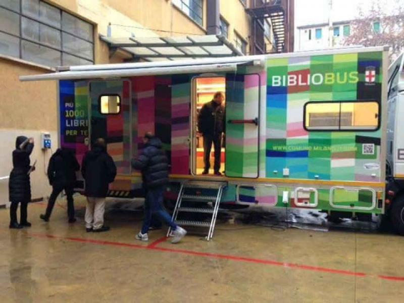 BIBLIOBUS PROJECT - TRAVELING LIBRARIES IN MILAN