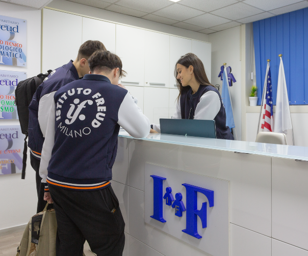 Scuola Freud: trasparenza sui costi e valore formativo